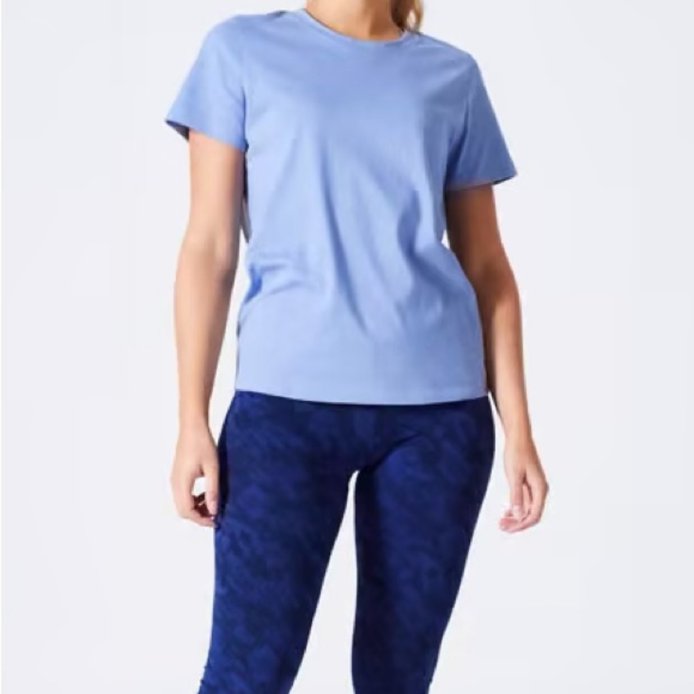 Comfy y-shirt for sport or casual wear